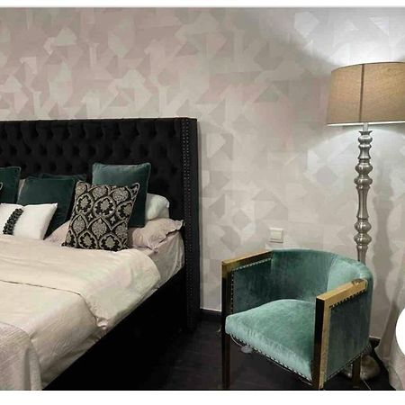 Usmans 1 Bedroom 4 Beds Jbr Huge Sea View 120 Sqm 2 Balconies دبي المظهر الخارجي الصورة