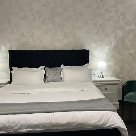 Usmans 1 Bedroom 4 Beds Jbr Huge Sea View 120 Sqm 2 Balconies دبي المظهر الخارجي الصورة
