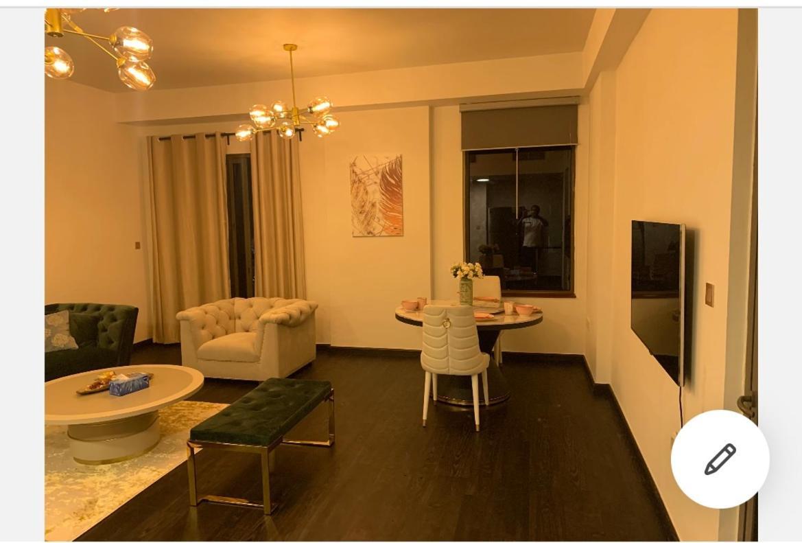 Usmans 1 Bedroom 4 Beds Jbr Huge Sea View 120 Sqm 2 Balconies دبي المظهر الخارجي الصورة