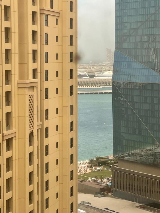 Usmans 1 Bedroom 4 Beds Jbr Huge Sea View 120 Sqm 2 Balconies دبي المظهر الخارجي الصورة