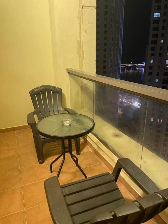 Usmans 1 Bedroom 4 Beds Jbr Huge Sea View 120 Sqm 2 Balconies دبي المظهر الخارجي الصورة
