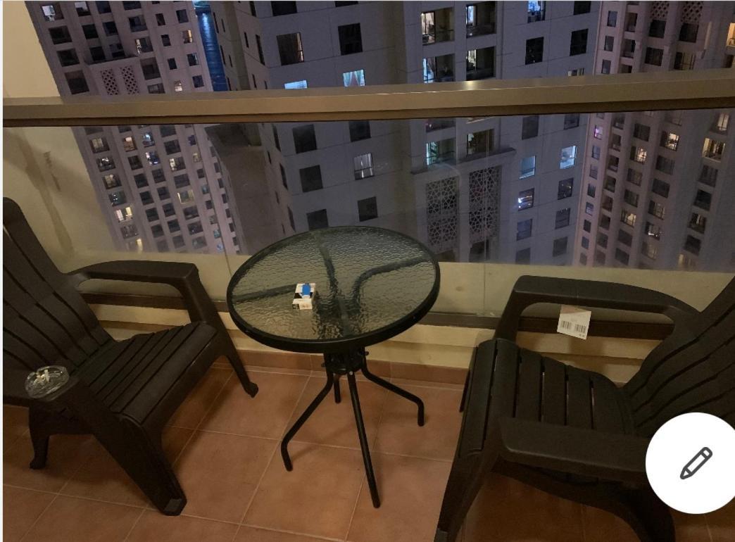 Usmans 1 Bedroom 4 Beds Jbr Huge Sea View 120 Sqm 2 Balconies دبي المظهر الخارجي الصورة